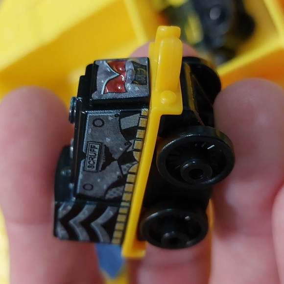 Thomas&Friends DC Super Friends Collector’s Playwheel CarrryCase•11 MiniTrains - Picture 13 of 16